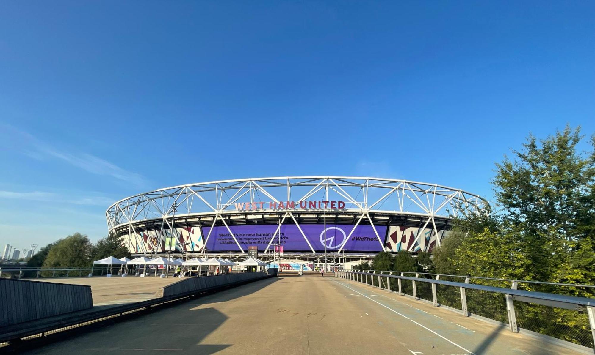 Appartamento Cosy 1-Bed E15, Sleeps 4, 1 Min From Tube Station Near O2 Arena Londra Esterno foto